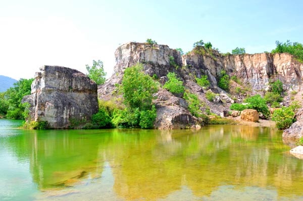 Bức tranh thủy mặc tr&ecirc;n đồi T&agrave; Pạ An Giang